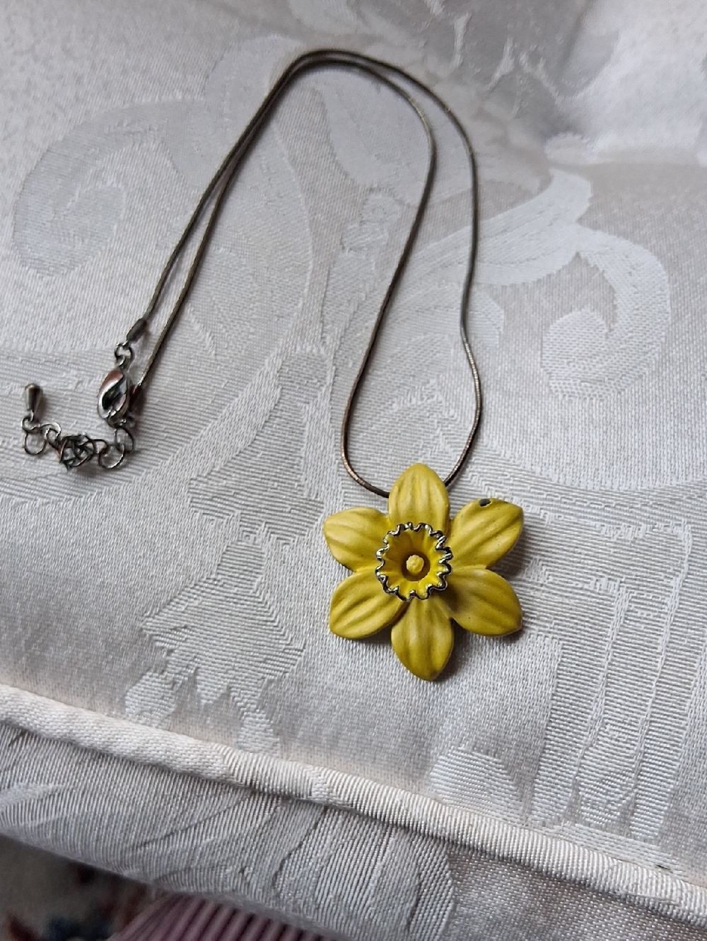 Yellow Flower Pendant Necklace - Women Jewelry